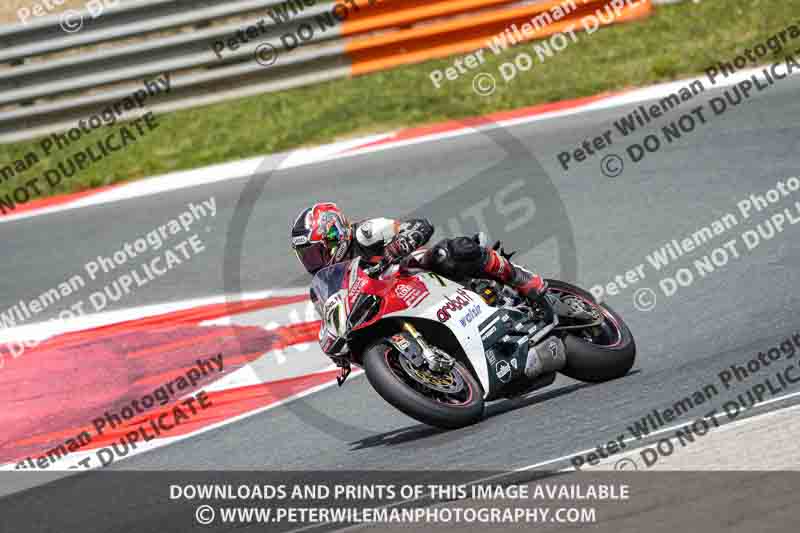 cadwell no limits trackday;cadwell park;cadwell park photographs;cadwell trackday photographs;enduro digital images;event digital images;eventdigitalimages;navarra;no limits trackdays;peter wileman photography;racing digital images;trackday digital images;trackday photos